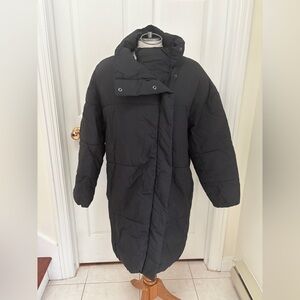 GAP Black Puffer Jacket ladies size medium